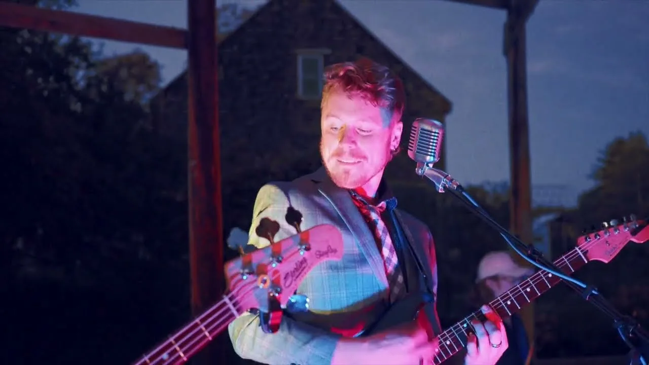 Sunburned Sharks performing Valerie live